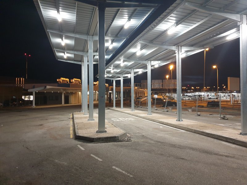 Parking aeropueto Asturias --.jpg