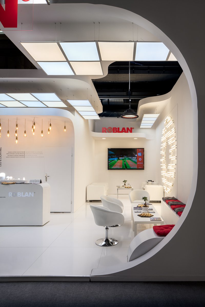 ROBLAN STAND L&B2018